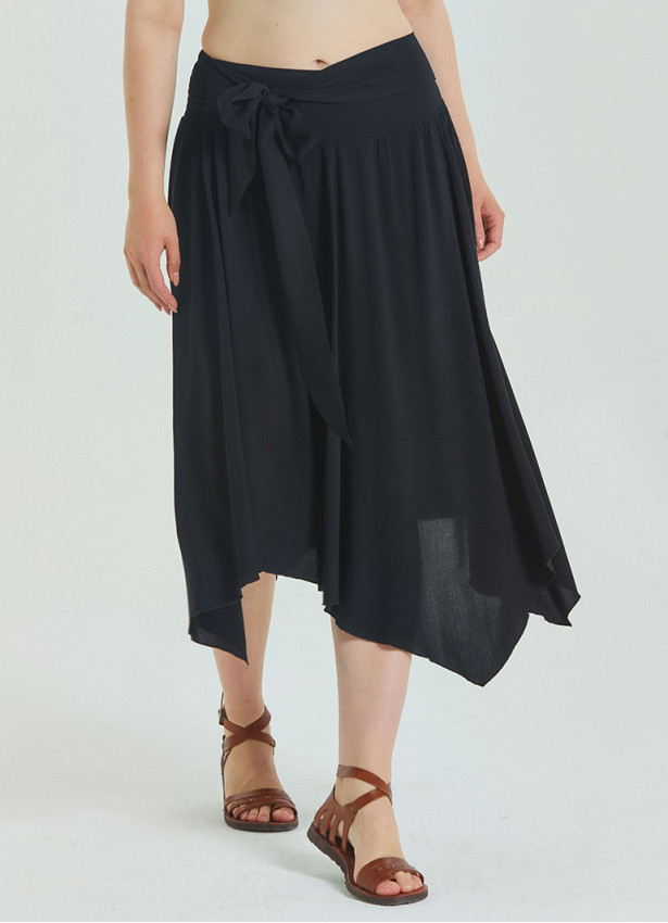Black Plus Size Skirt with Waist Tie and Gipe Detail 4590
